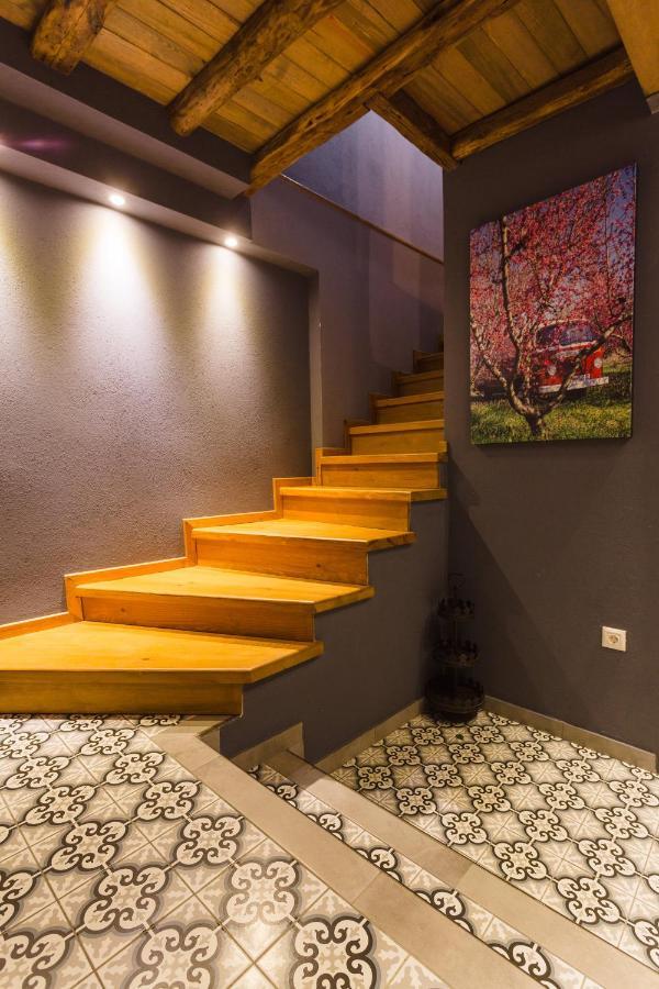 Blossom Rooms & Suite ヴェリア エクステリア 写真